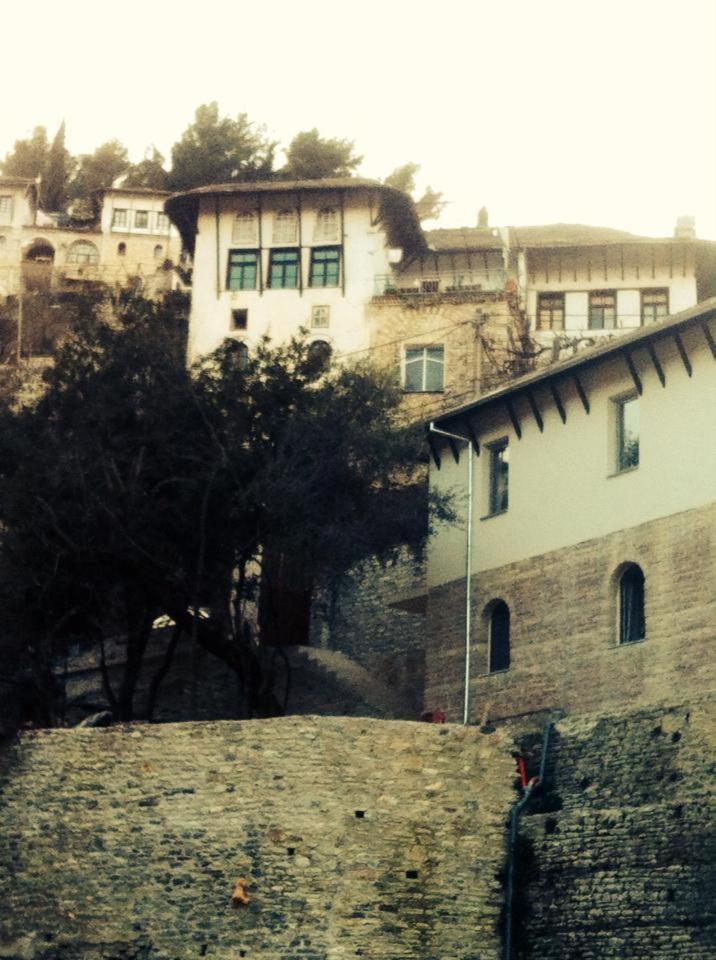 Guesthouse Celo Gjirokastër Esterno foto